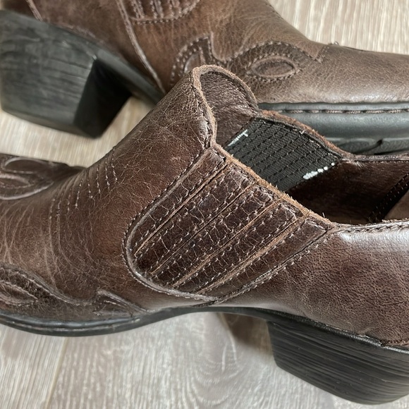 Born Amibeth Brown Leather Western Wingtip Ankle Boot Comfort Heel 7 - Picture 13 of 15